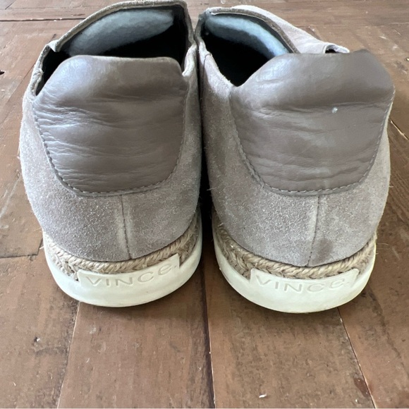 VINCE Dillon Sneakers EU 37 US 7 Beige Woodsmoke Suede Slip On Woven Preppy - Picture 5 of 9